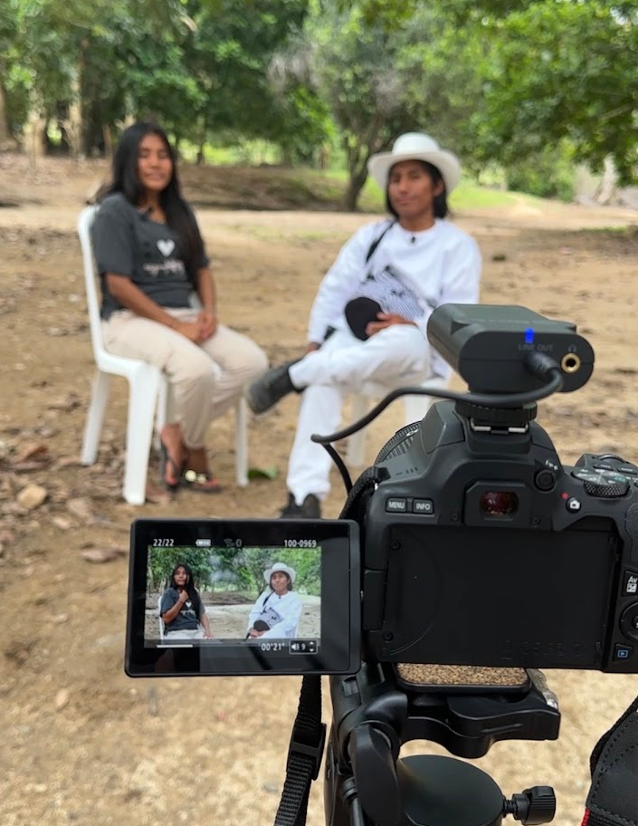 Prácticas de video de entrevistas en Tezhumke